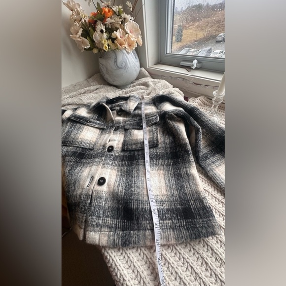 ONLY Check brushed cropped overshirt Nwt - Picture 5 of 9